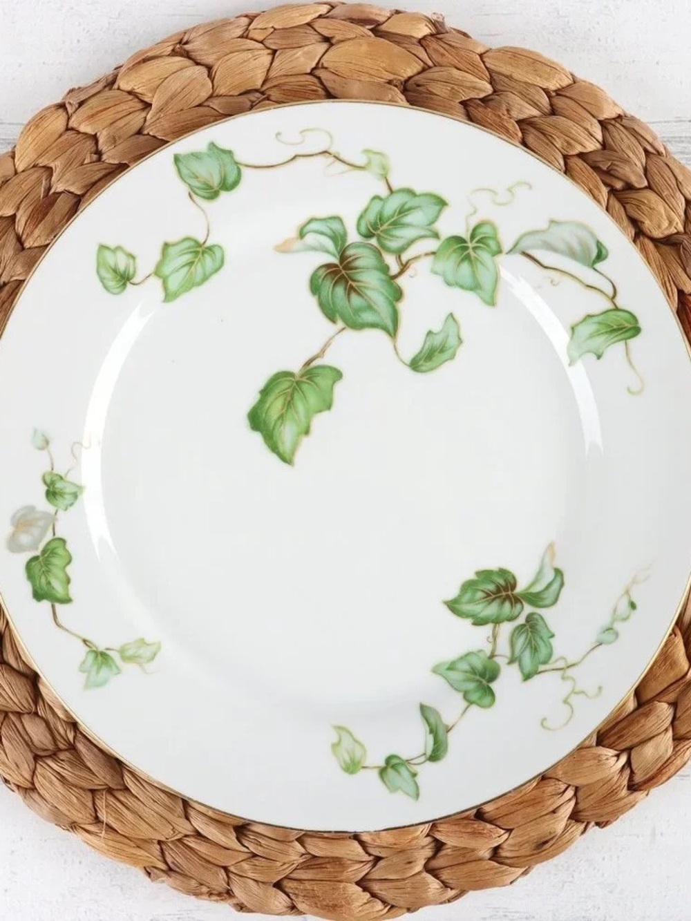 Classic Fine China Plate with Green Ivy Motif